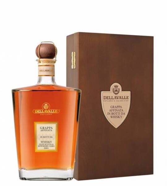 dellavalle grappa affinati botti con confezione