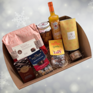 cesto natalizio panettone fiasconaro, babà rhum, arancello di leva liquori, alda biscotti, crema caffè fiasconaro, tavoletta cioccolato venchi, baratti e milano cremino, baratti e milano gelatine